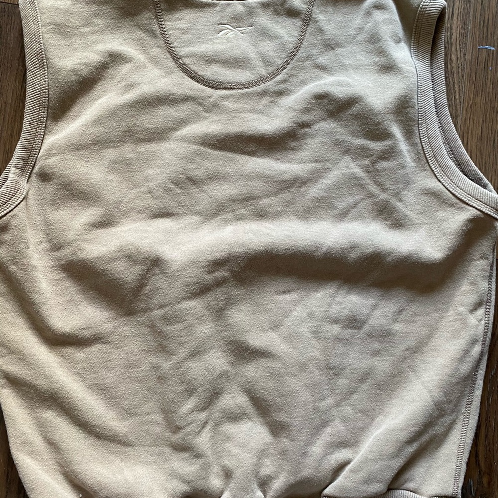 Men’s Reebok tan vest pullover